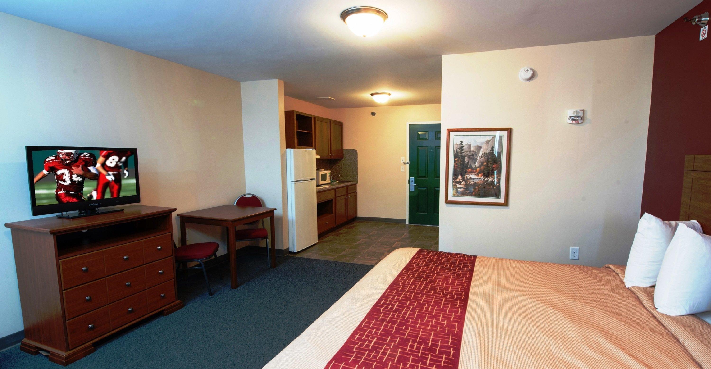Red Roof Inn & Suites Dickinson Dış mekan fotoğraf